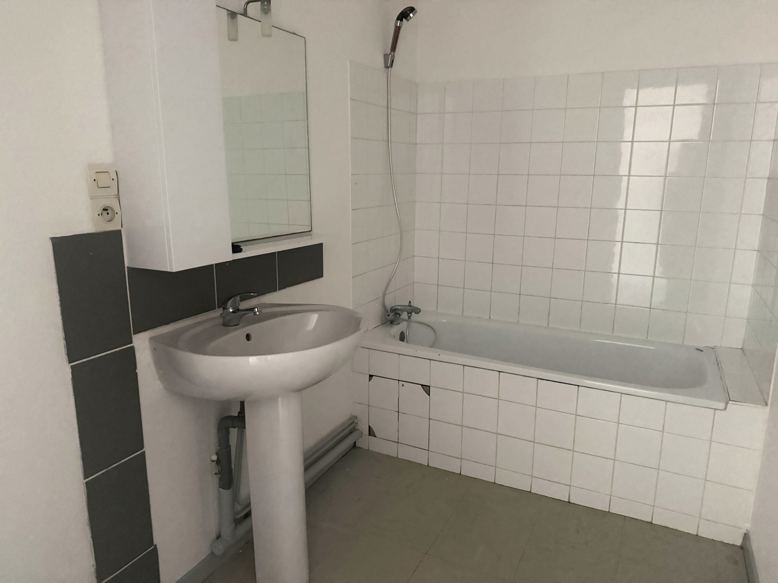 Image_11, Appartement, Cazilhac, ref :336-1